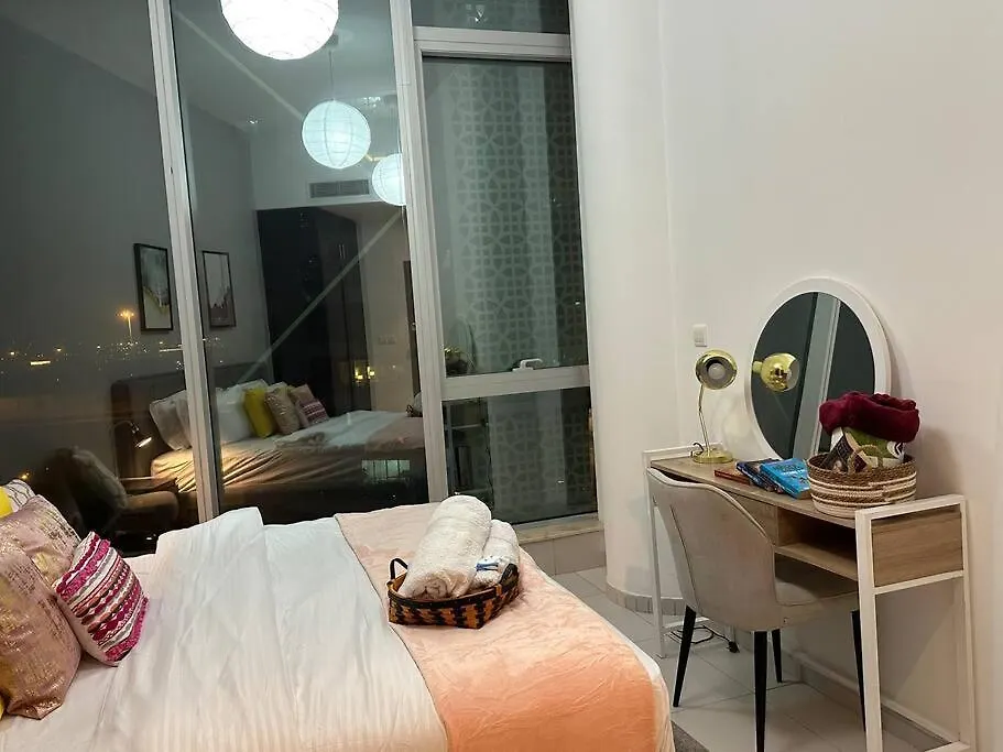 Cozy 1Bhk Apartment-Dubai Marina Apartment
